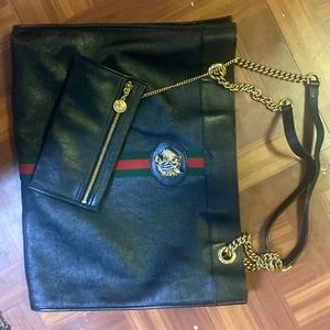 Gucci lion bag